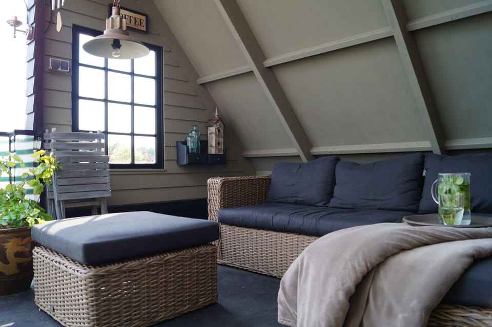 Partly covered roof terras