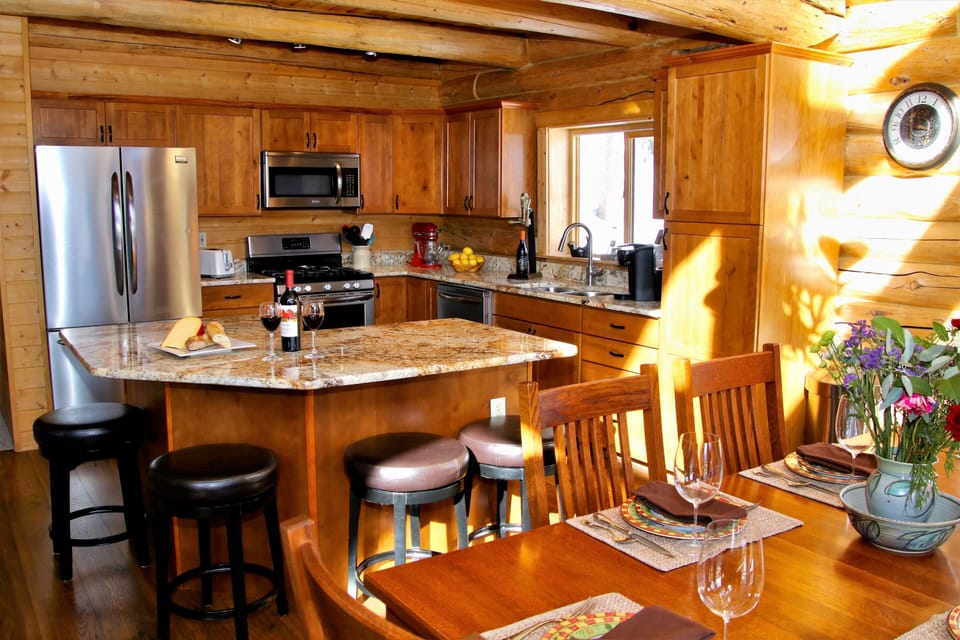 Fully equipped kitchen and dining space for family meals