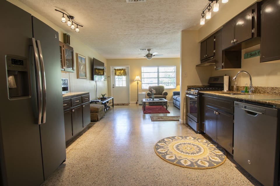 Kitchen to Living Room