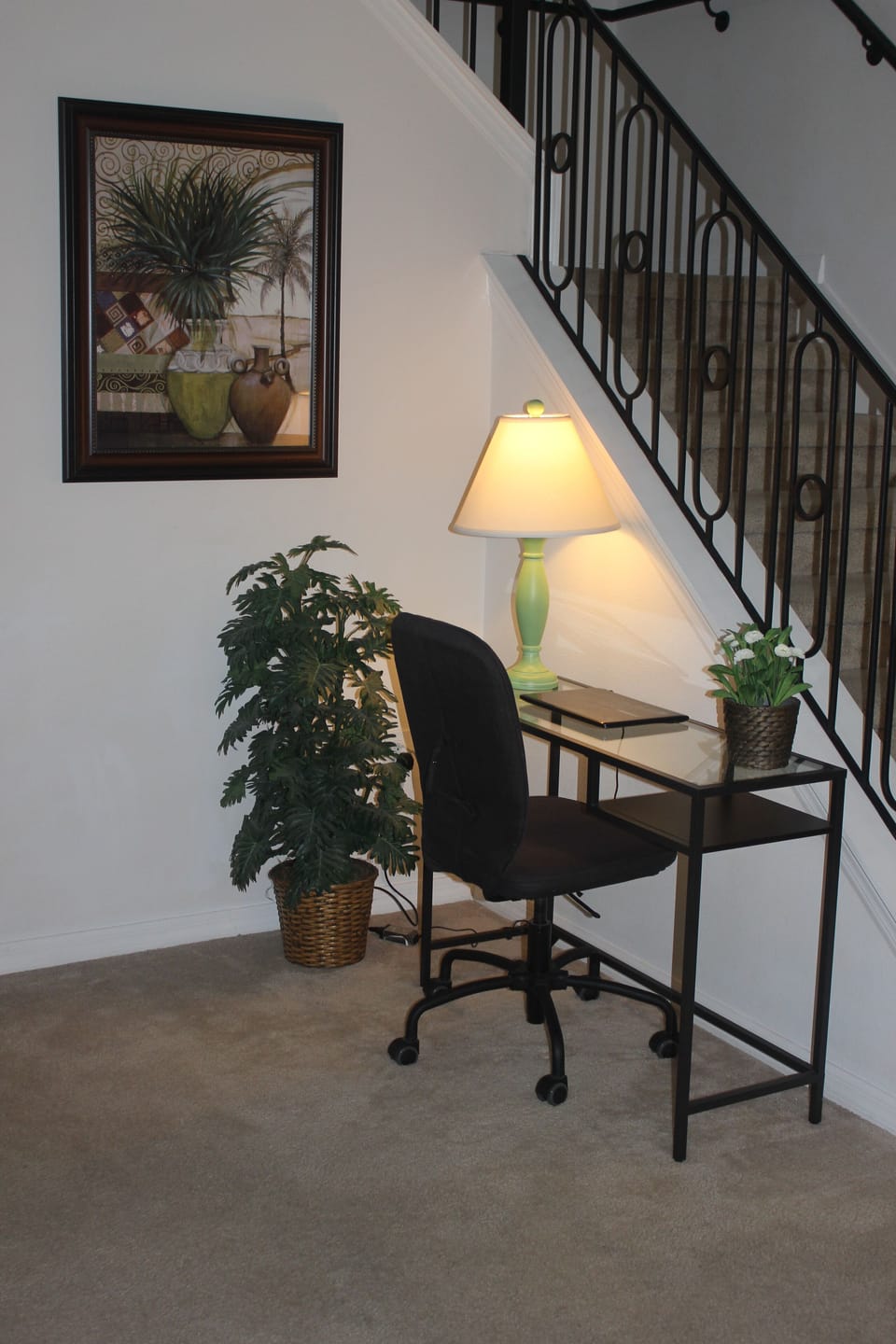 computer desk & chair