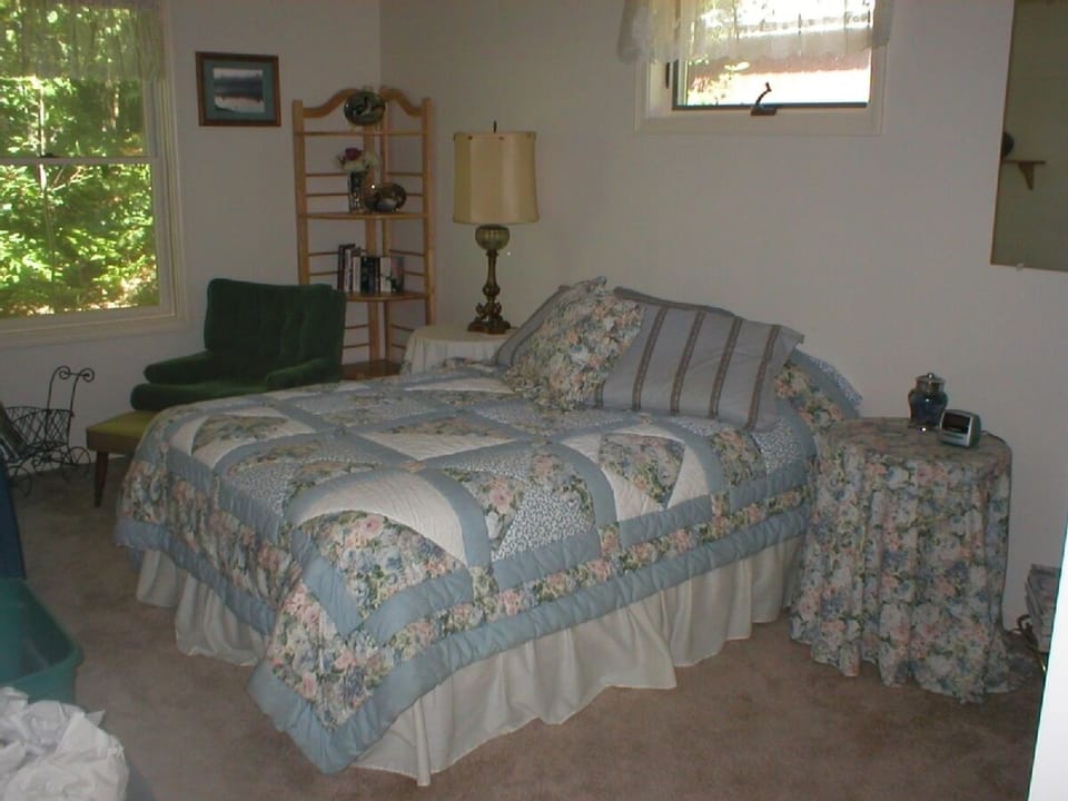 second bedroom