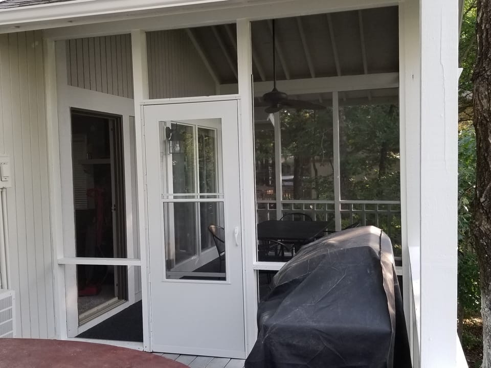 Main Level Screened Porch