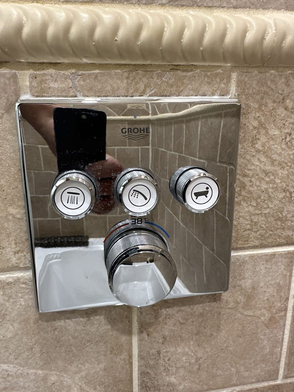 Master Shower with rain shower