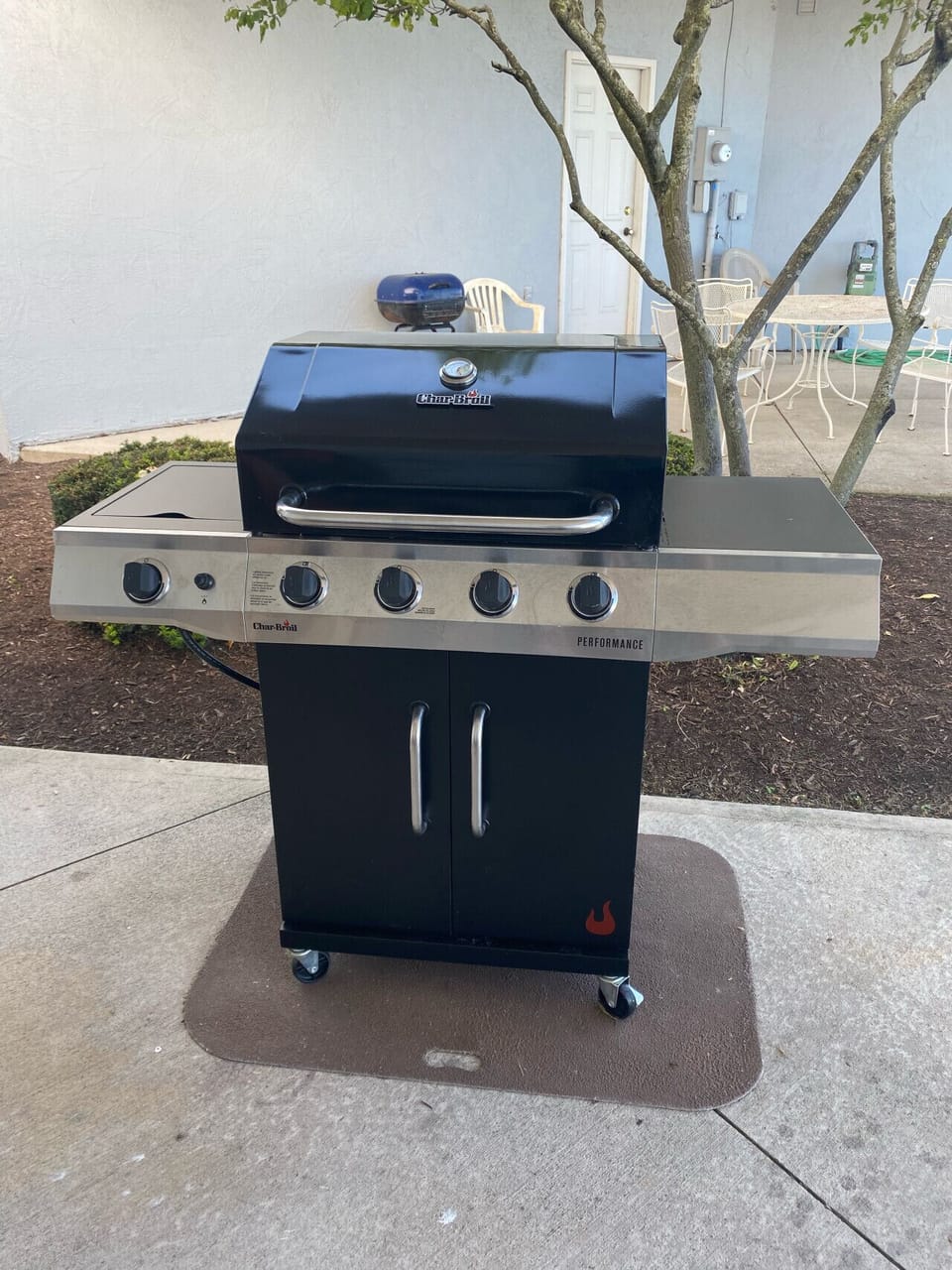 Patio with Propane Grill