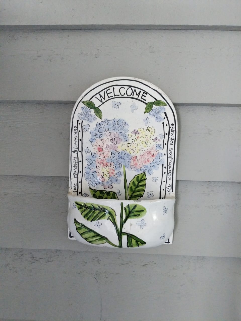You're at the right place when you see the ceramic wall dish!