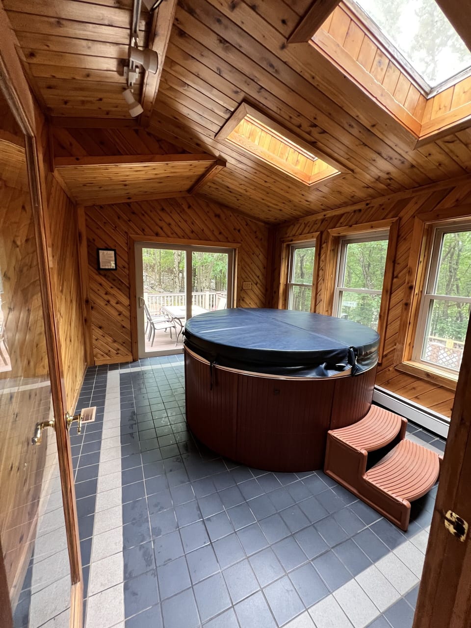 Hot tub room