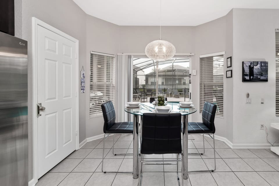 Breakfast Nook