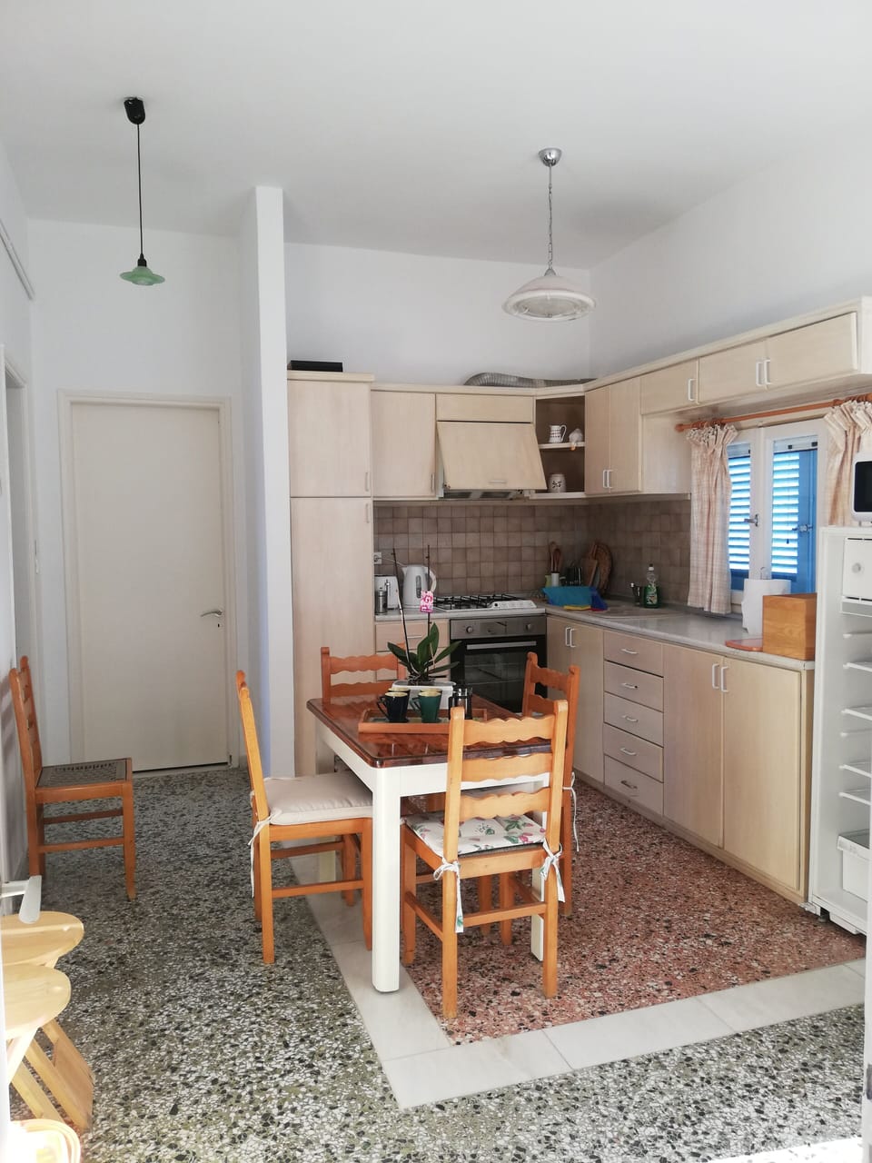 kitchen area of Selini