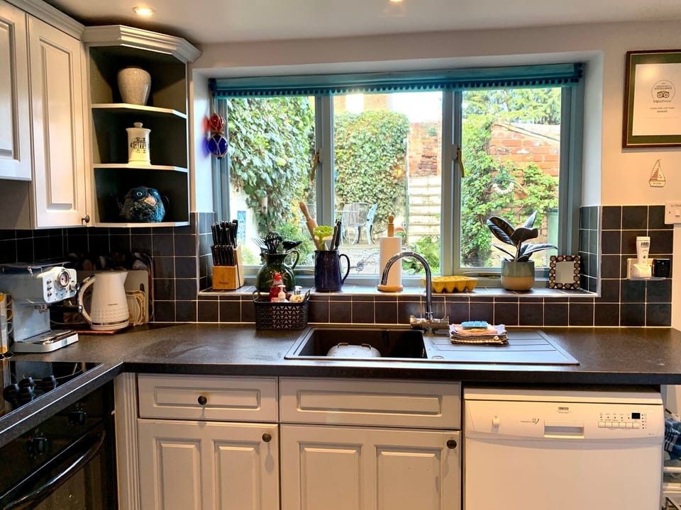 A kitchen with a view to cater for all your needs - chef not included!
