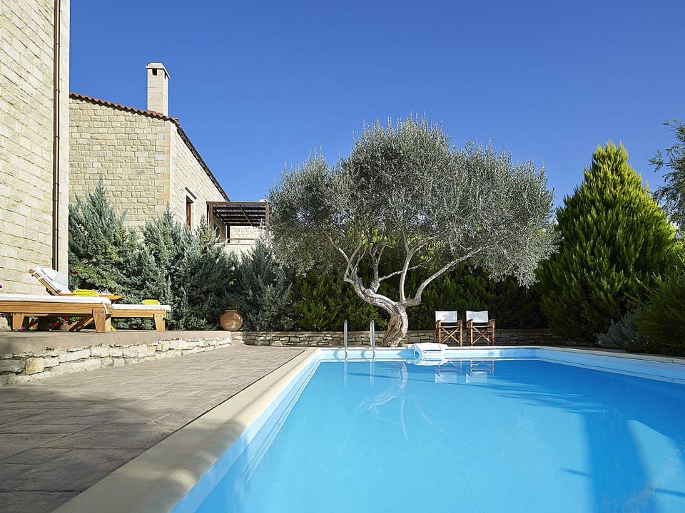 Villa Kyveli (three bedrooms)