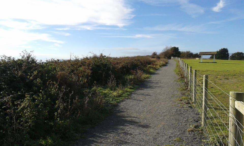Beach path from the site leading to Yaverland sandy beach.