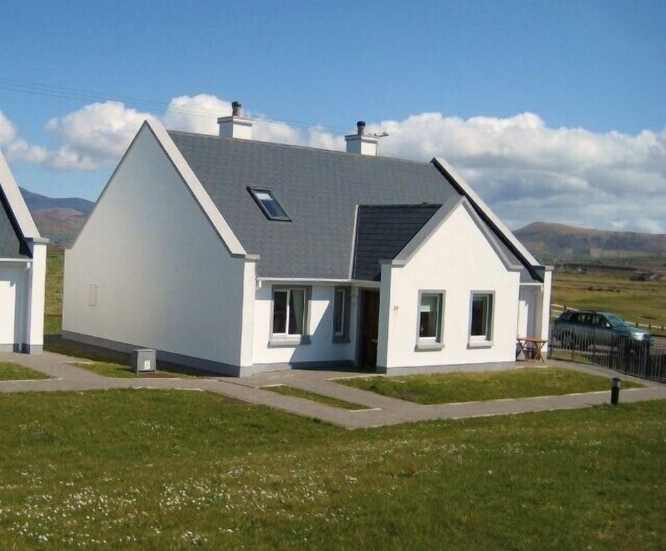 Dun an Oir Cottage: Beautiful new cottage on the world famous Dingle Peninsula.
