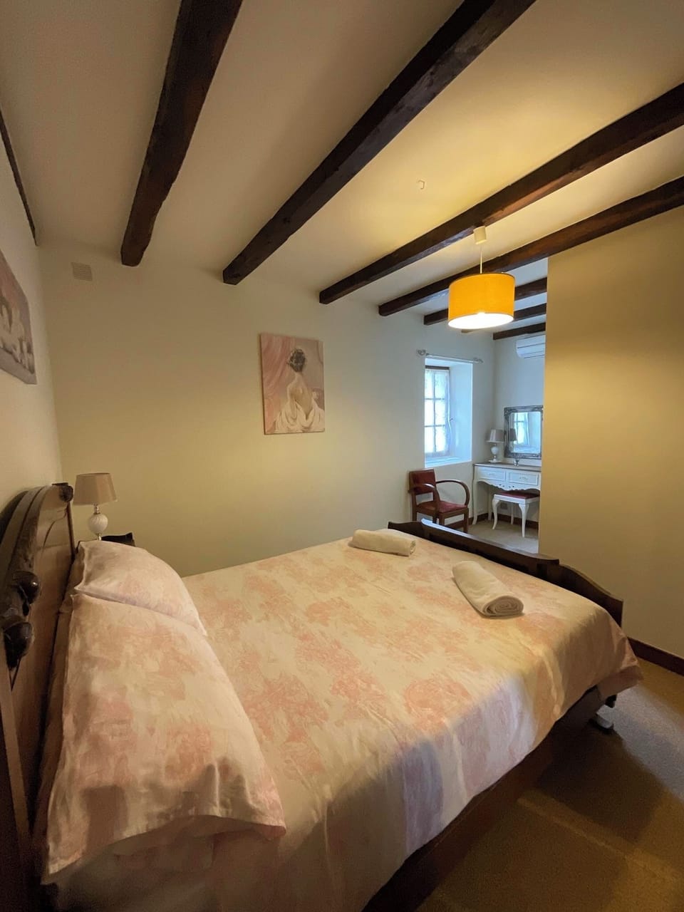 Bedroom 1 - L shaped, above kitchen
