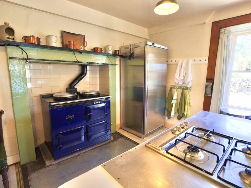 fb8d2dcc-3178-4585-b4b8-037f3e402bd3