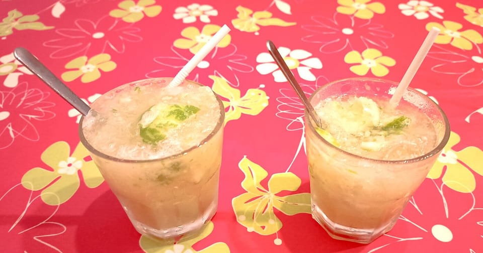 Caipirinhas caseiras, feitas com a liquidificadora!