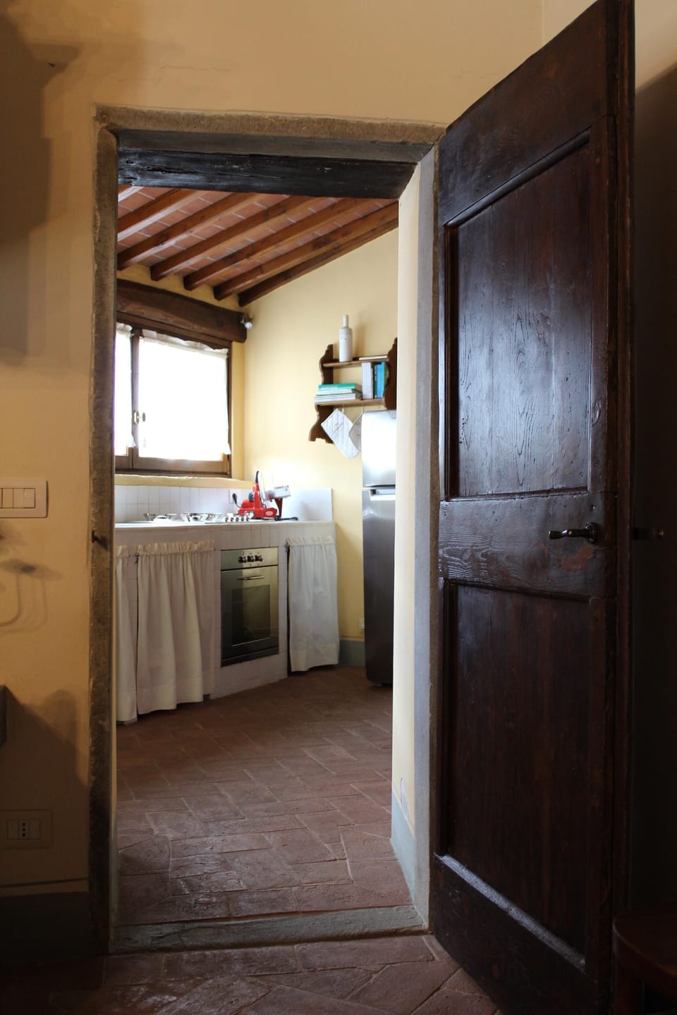La cucina con forno