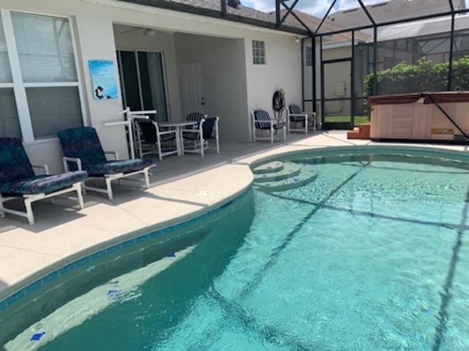 Private pool