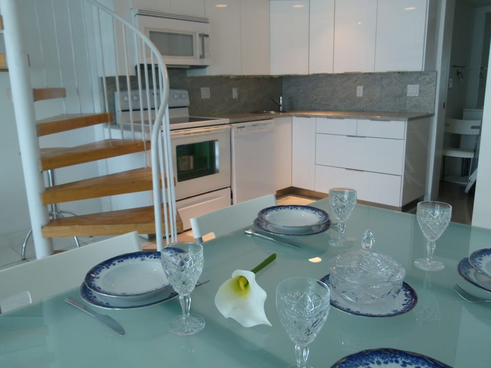 Beautiful kitchen and dining area