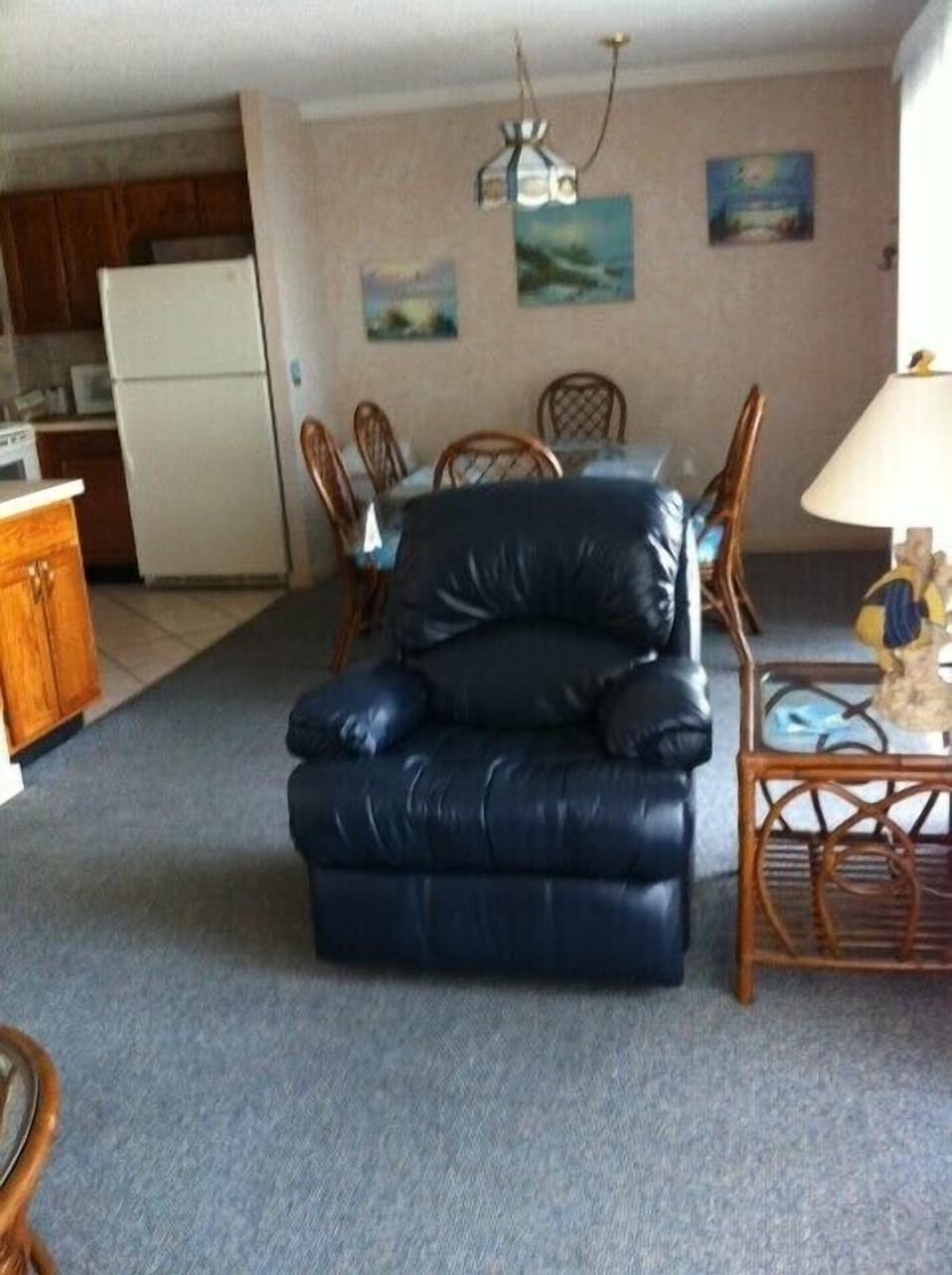 New leather recline and furniture.  Relax and enjoy the ocean view.