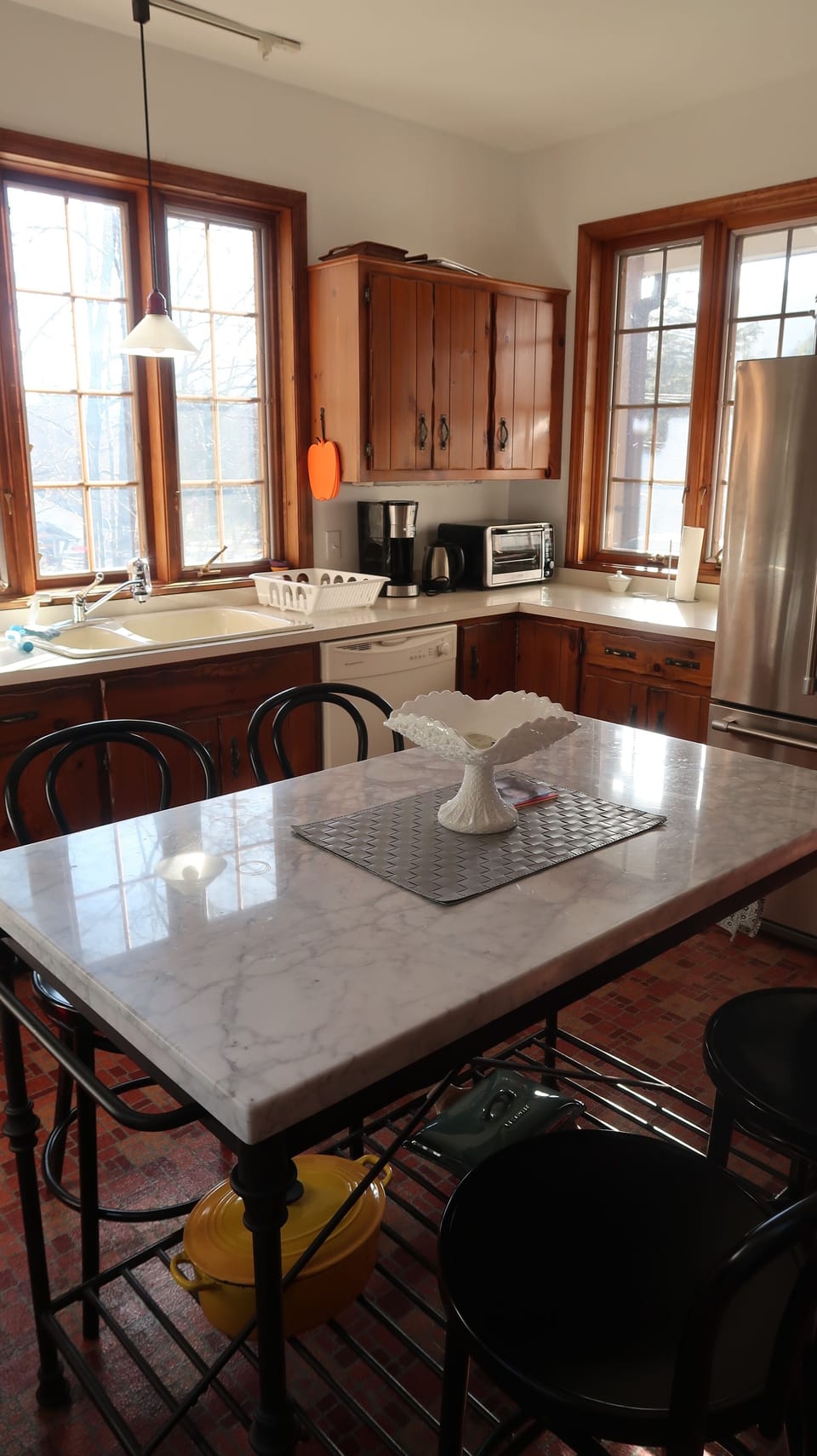 Kitchen and island table