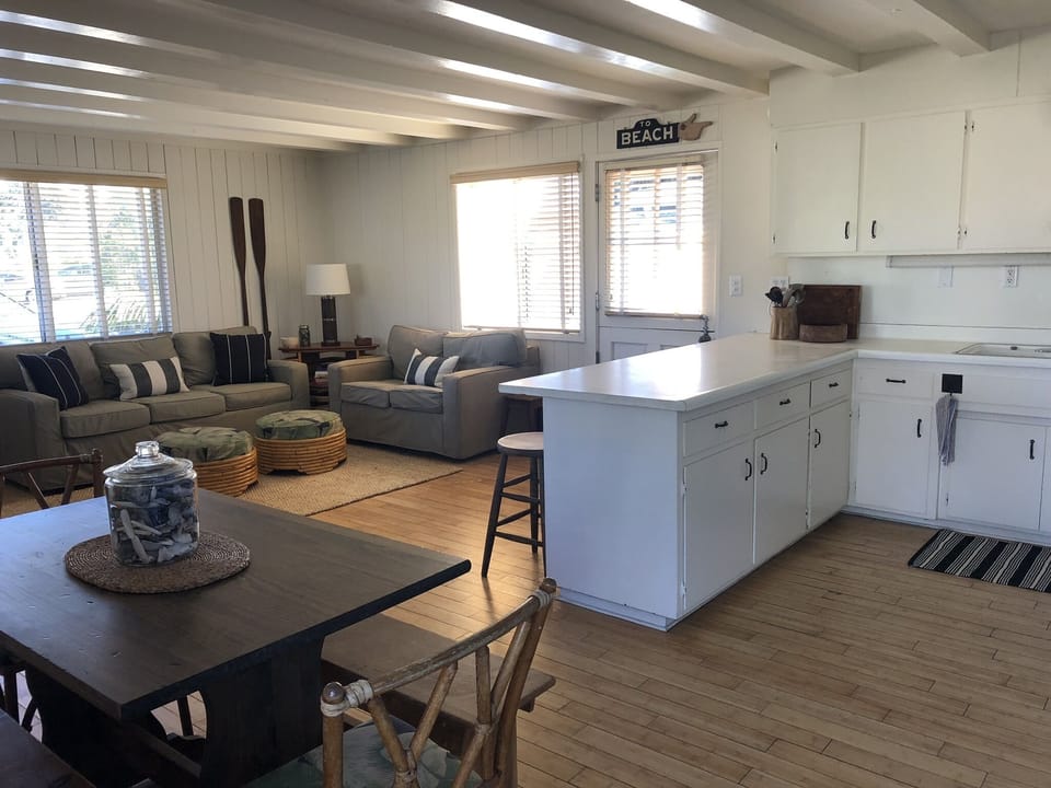 Kitchen, Dining and Living Room