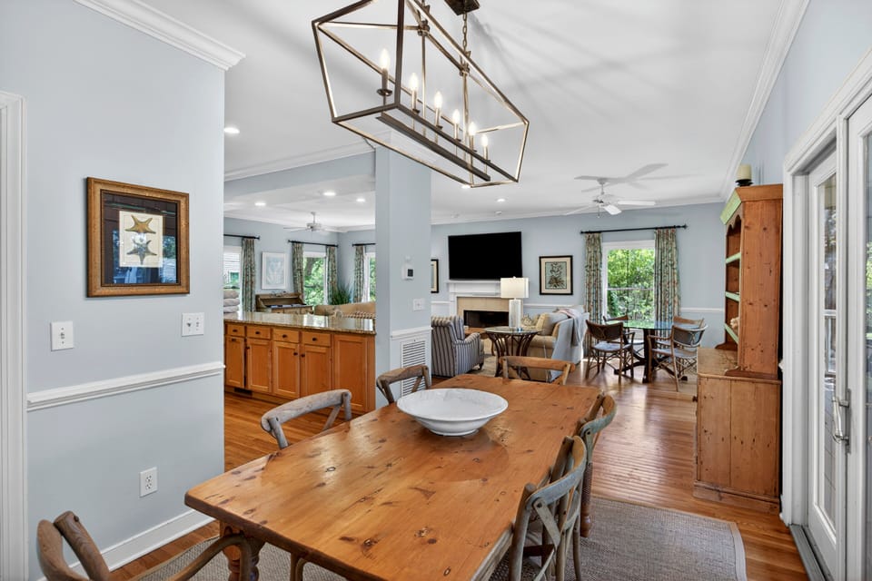 Spacious home with modern furnishings