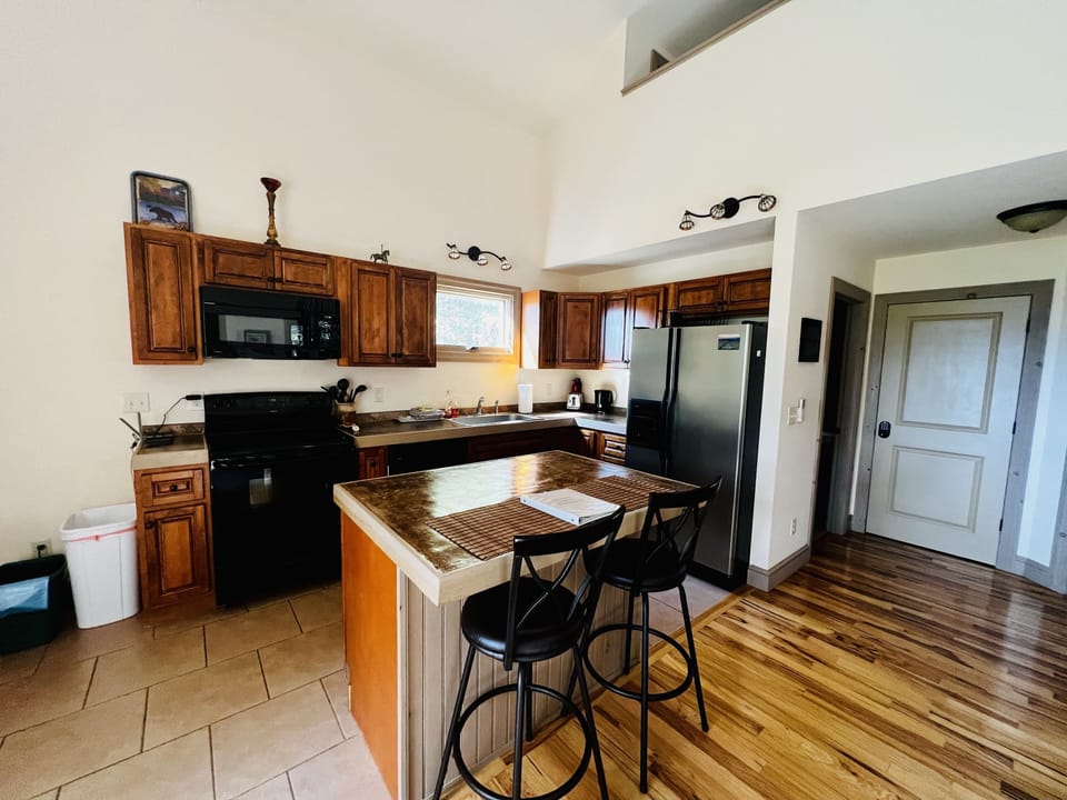 Full Kitchen. You have everything you would need to cook a meal.  