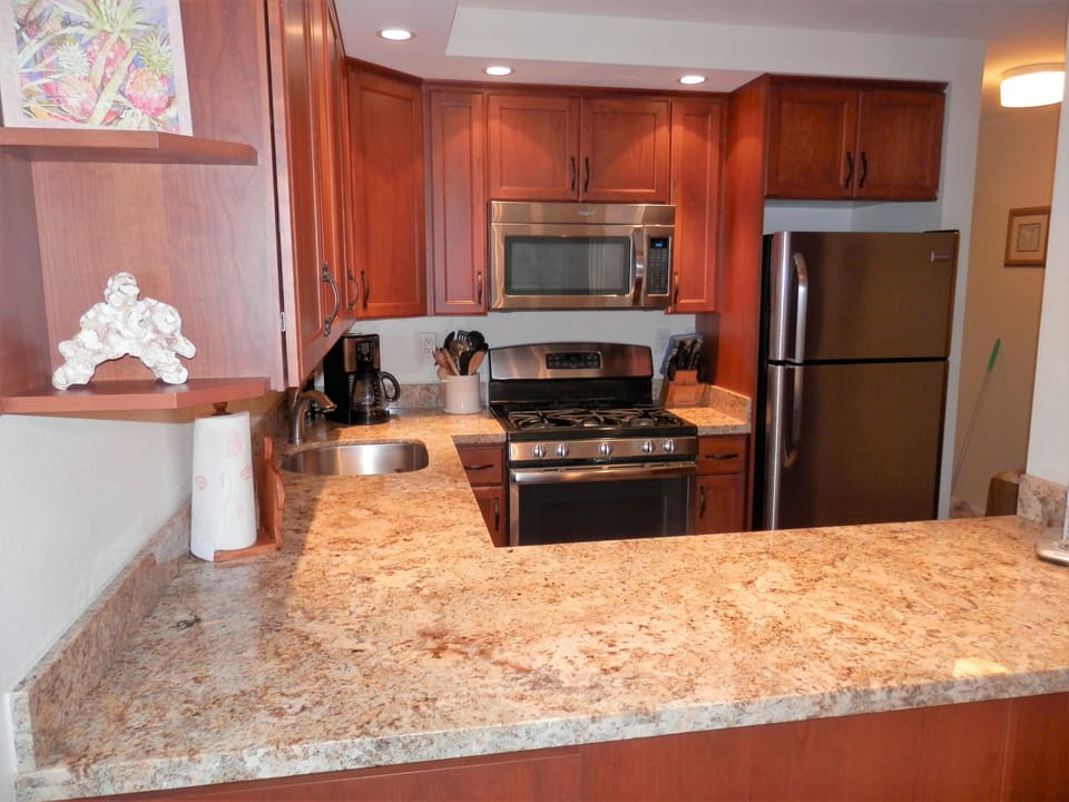 New high end kitchen remodel in September  2015 with granite counter tops 
