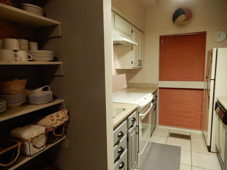 Fully-furnished kitchen