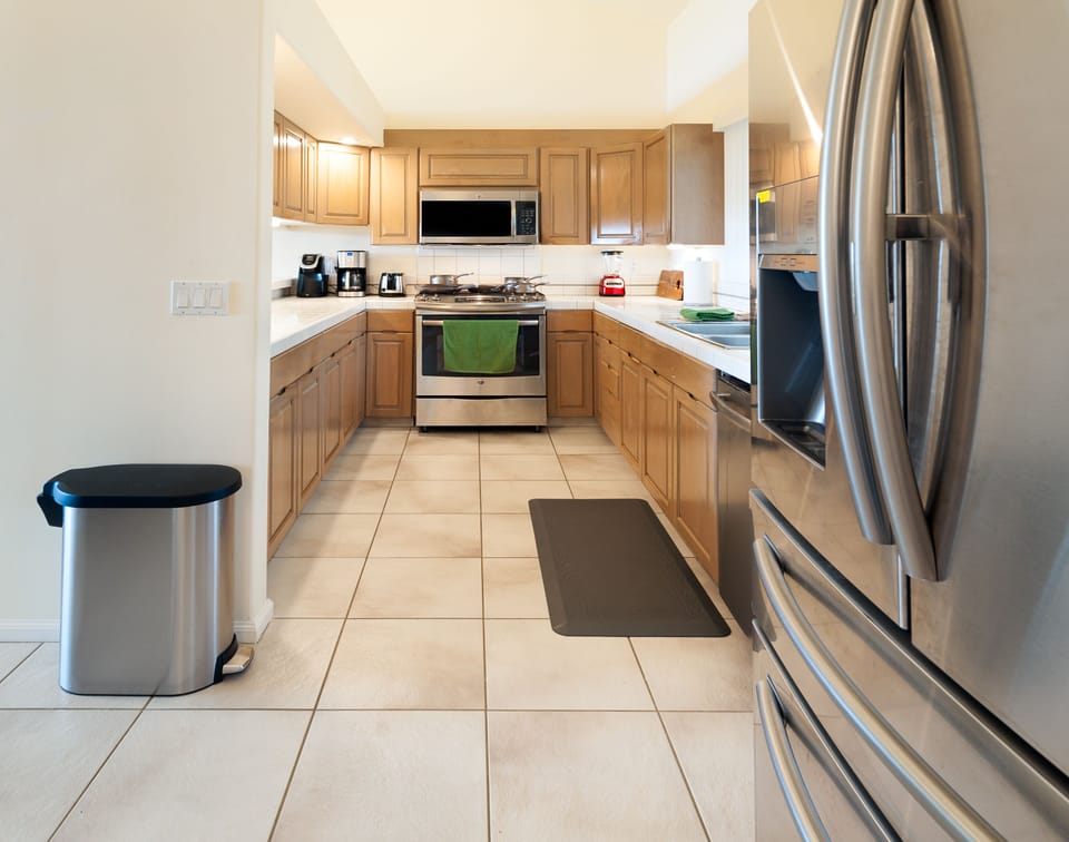Kitchen fully equipped; all new appliances. Cabinets are now green