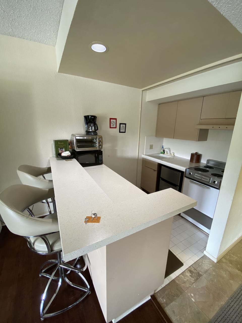 Kitchen and counter top bar stools 
