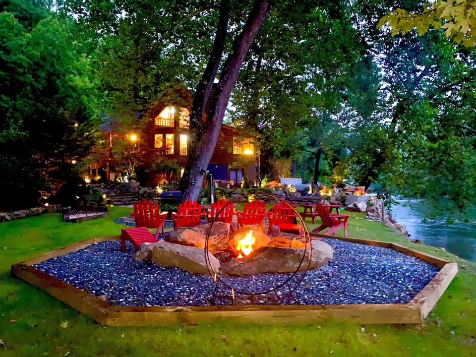 5 star accommodations, private river access, lodge style comfort, family fun. 