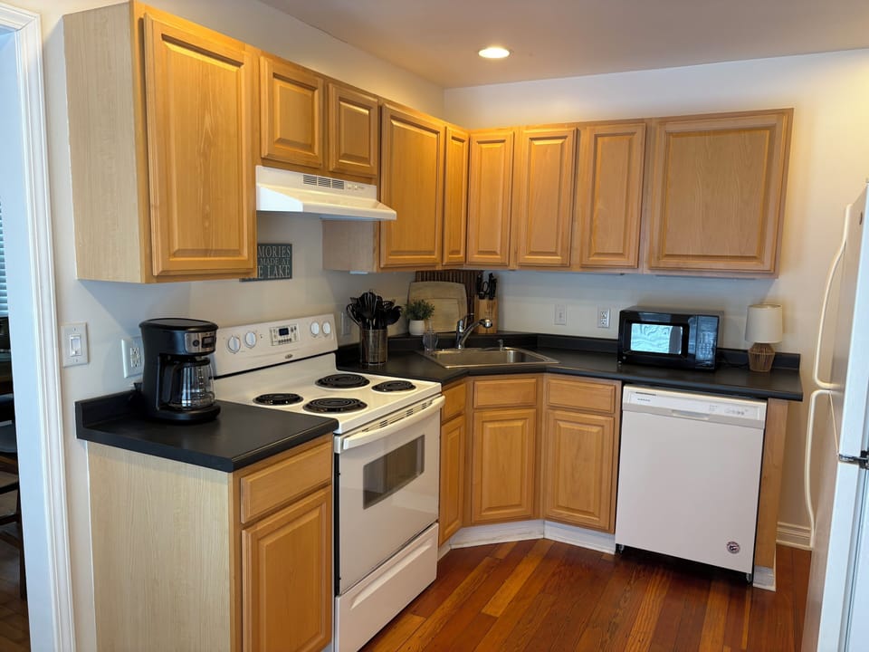 “Fully Loaded” Kitchen