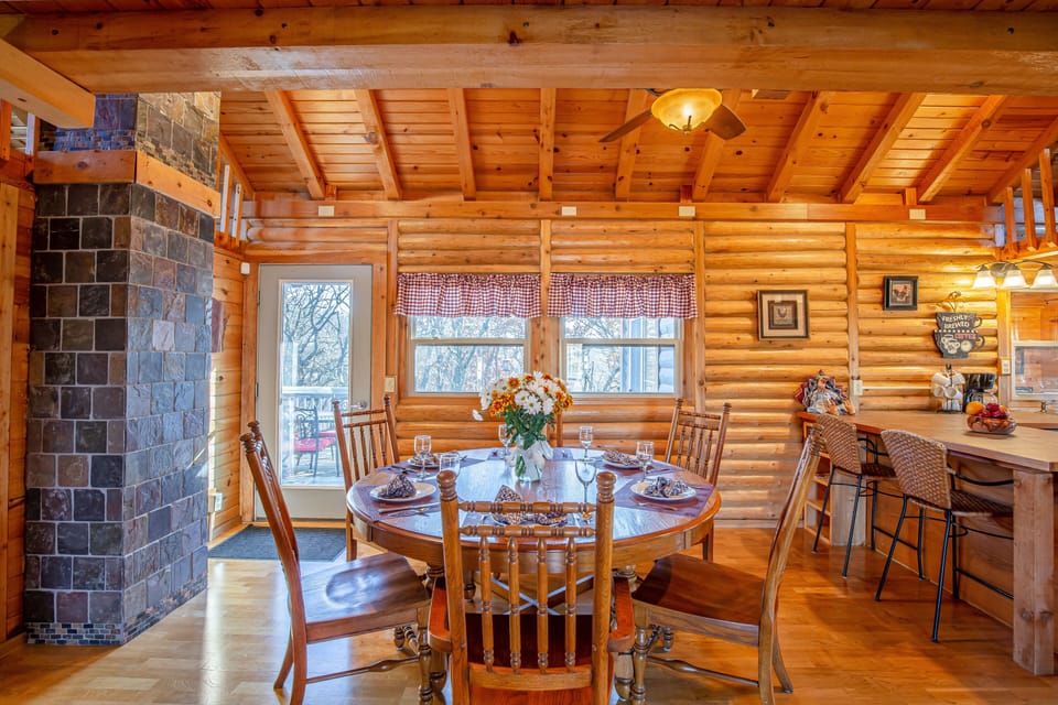 Large dining area in the main level. 