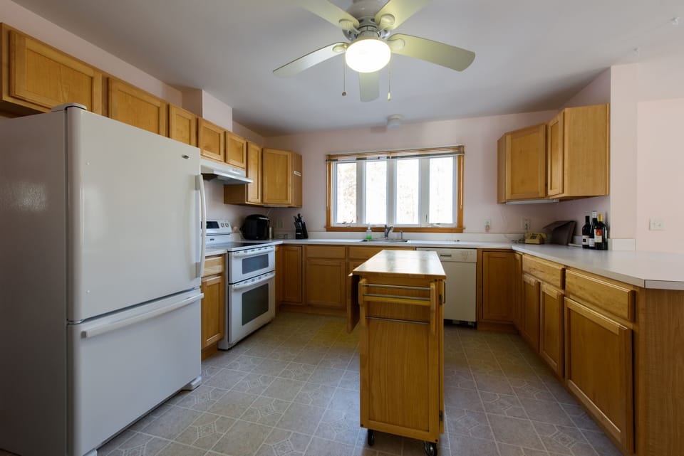 Large eat in kitchen with plenty of space for food preparation