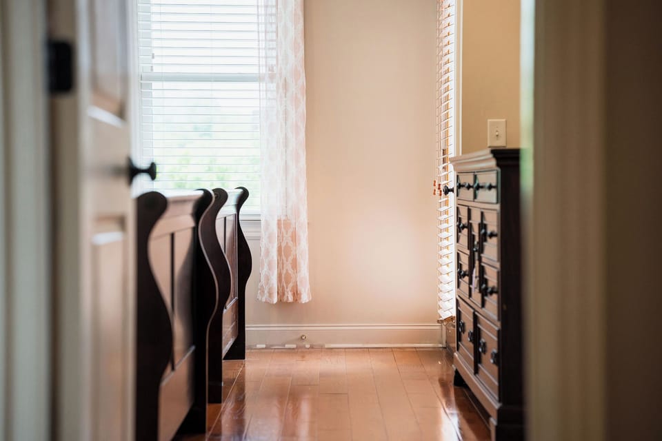 Upstairs Bedroom 1:  Private en-suite bathroom - 2 Queen Beds and a 50'' LED TV