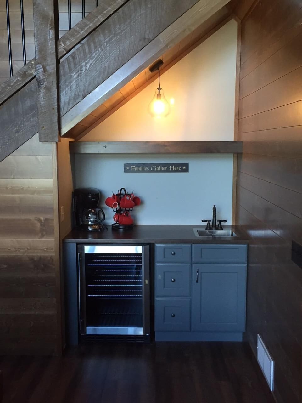 Coffee/Wet Bar 