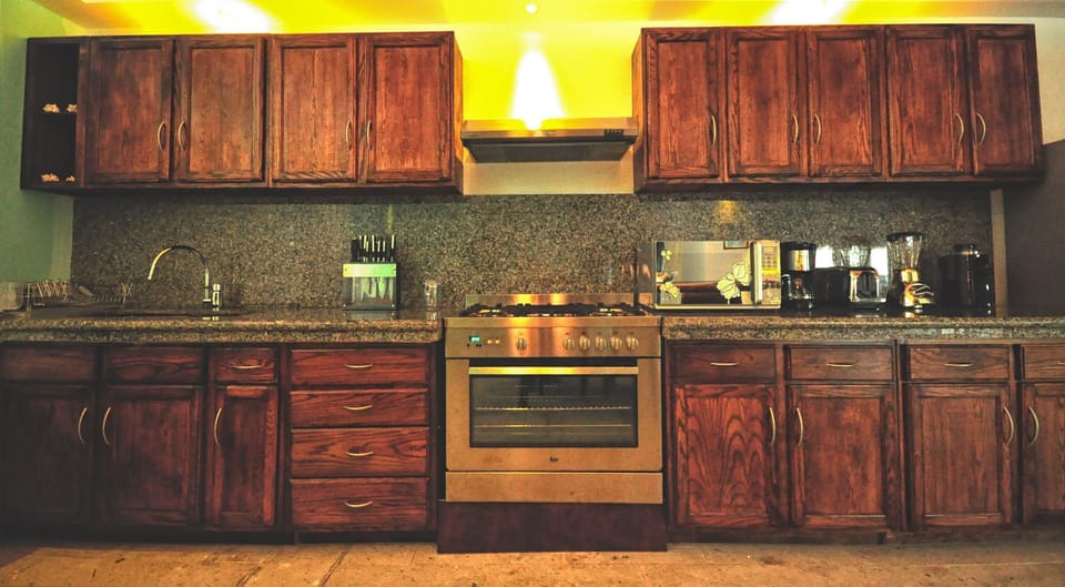 Gourmet kitchen for elaborate meals