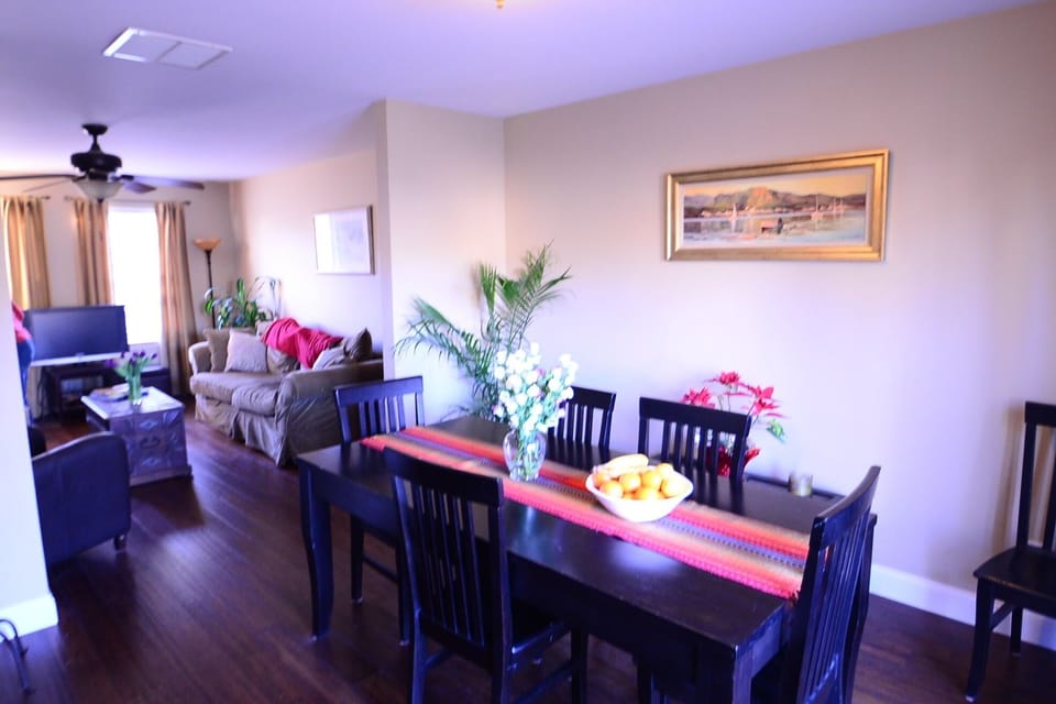 Dining room - 6 chairs