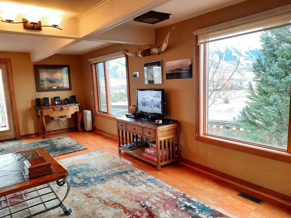 Living Room South Wall