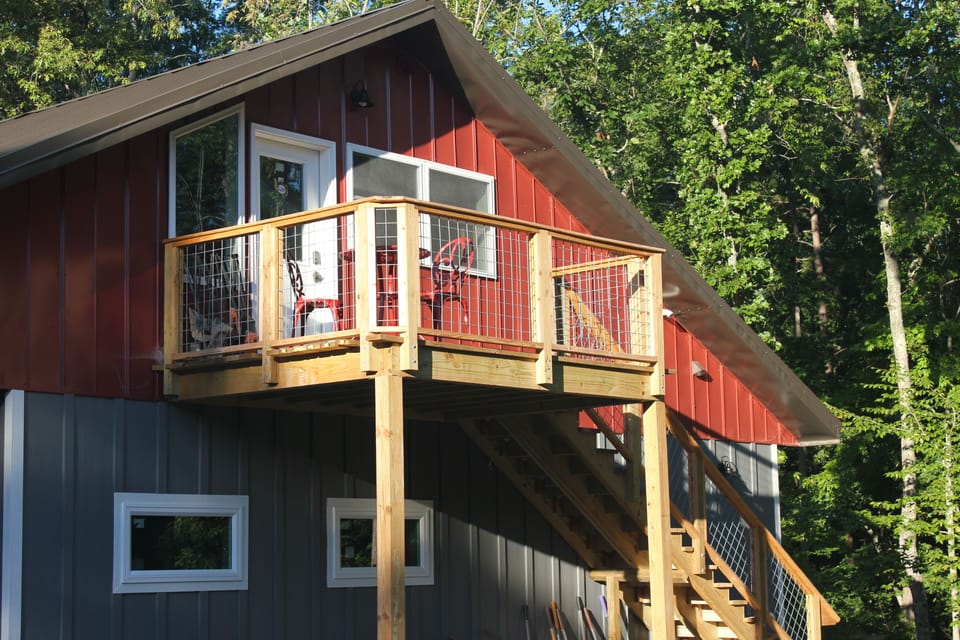 Private Entrance to the Loft Apartment and deck