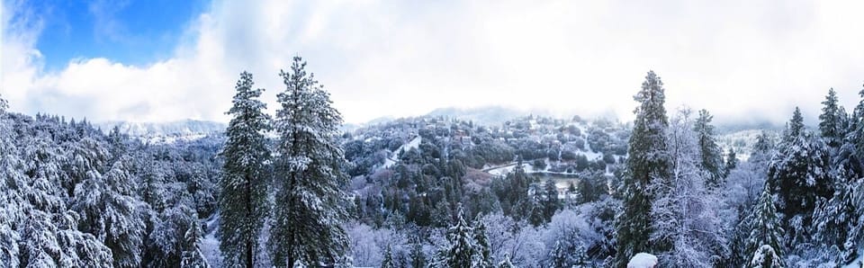 Full panoramic view during snowy season.