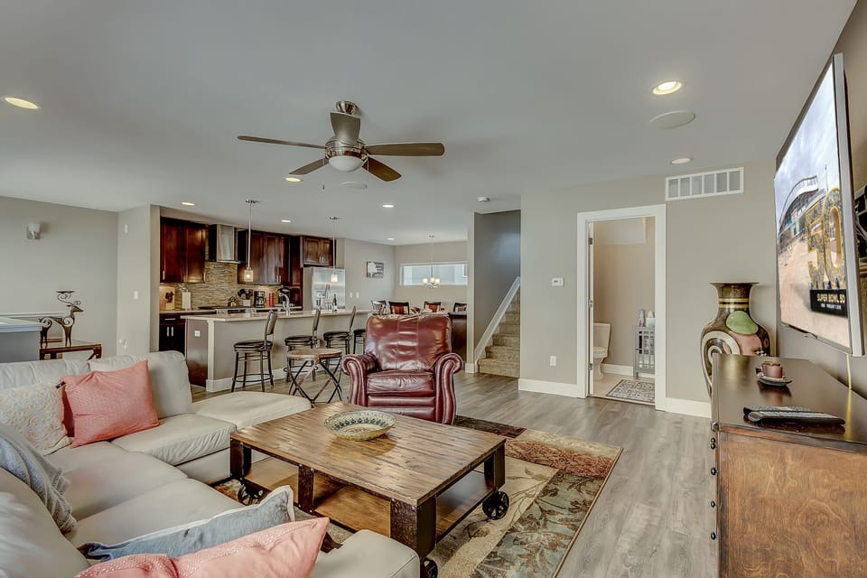 Large living area! Great for families and groups to gather.