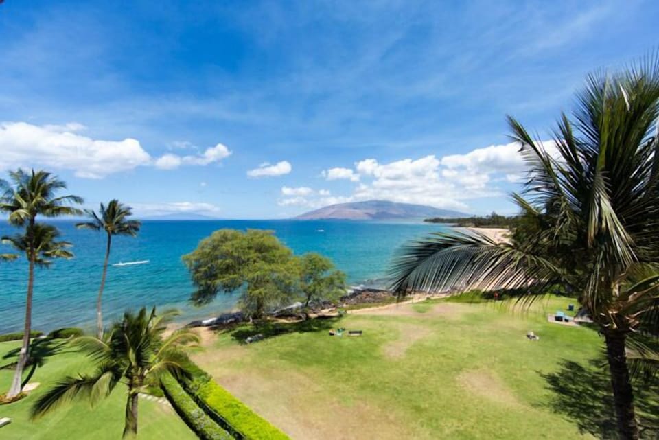 view down to Kam I beach and West Maui Mountains 