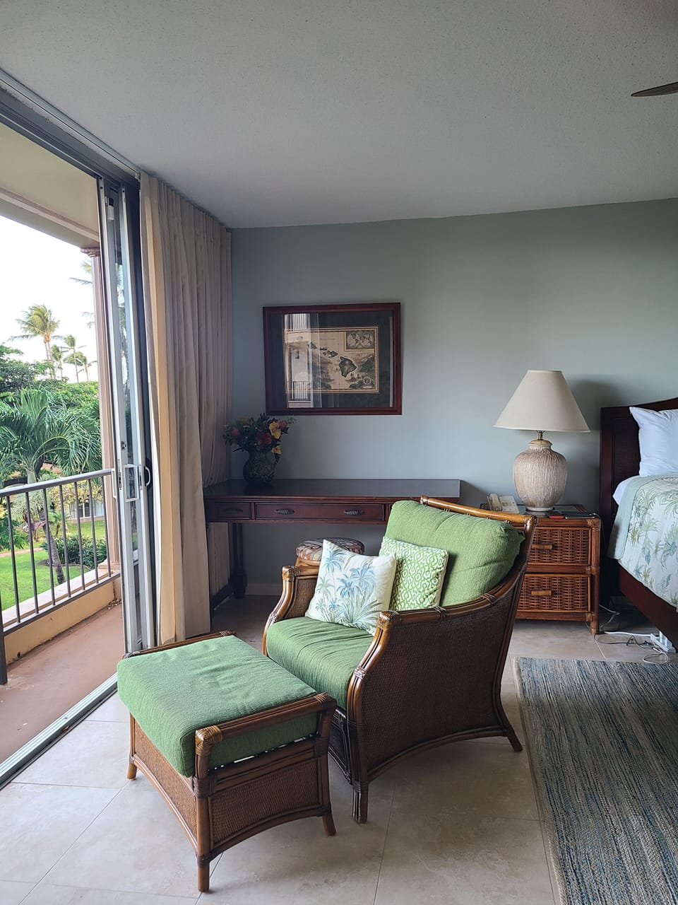 Bedroom - Desk and comfy chair with a view