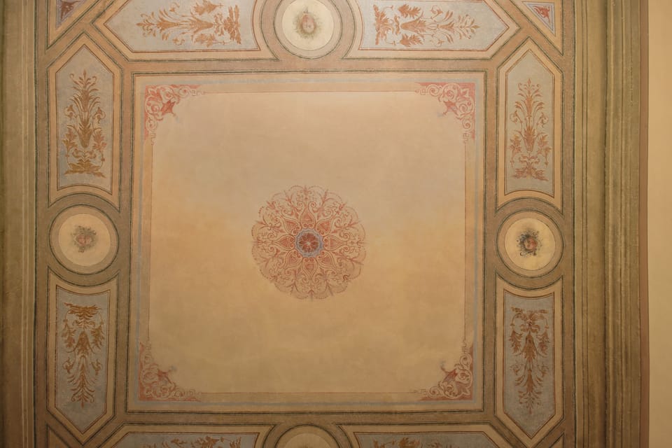 frescoe ceiling