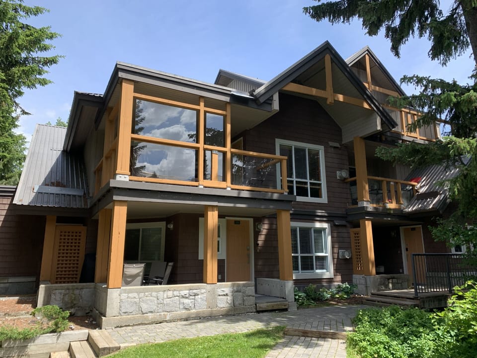 Ground level 2 Bedroom 2 Bathroom Townhouse