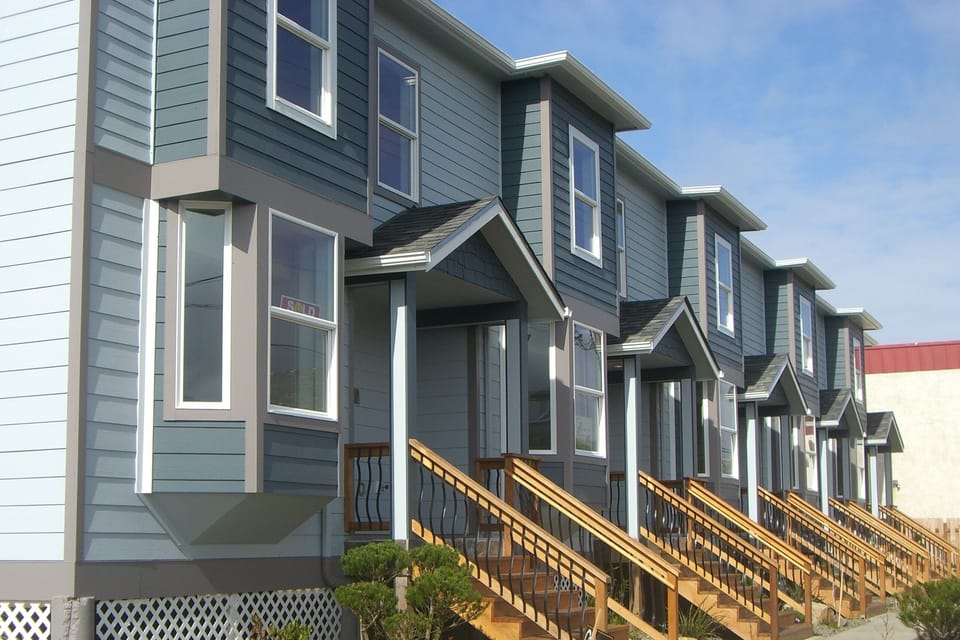 Front view of the townhouse units.