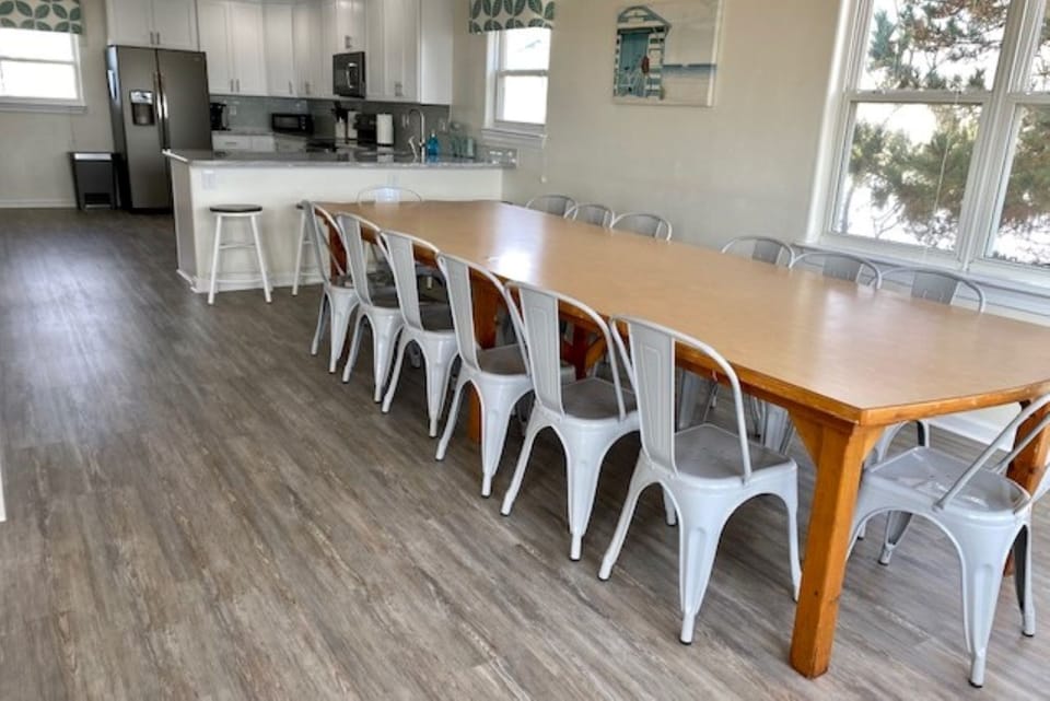 Dining area off of the kitchen