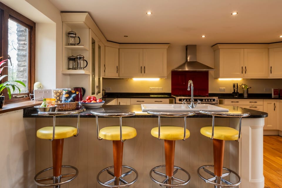 Breakfast Bar
